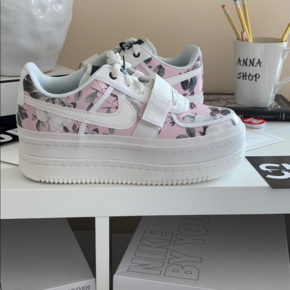 nike vandal 2k pink